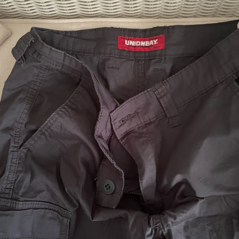 Unionbay Men's Black Cargo Shorts , brand new